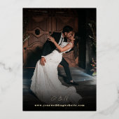 日付はっきりしたタイポグラフィスクリプト暗い色あせた写真実在 箔招待状 (裏面)