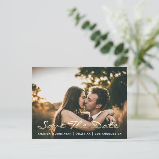 日付を保存するゴールデンスクリプトフォトパープル ポストカード (スタンド正面)