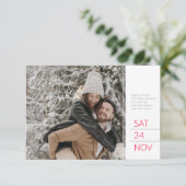 日付を保存する写真赤い灰色の白い松の円錐アート セーブザデート (スタンド正面)