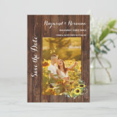 日付を保存 カントリー 緑 花 招待状 (スタンド正面)