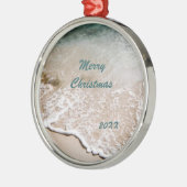 日付を記入されるビーチのウェーブレット メタルオーナメント (左)