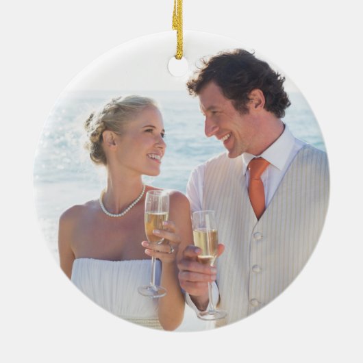 日付を記入される素朴な国のWoodgrain記念日 セラミックオーナメント (裏面)