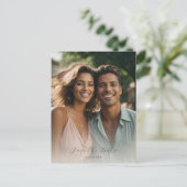 日付オーガニックを保存するソフトフォト ポストカード (スタンド正面)