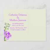 日付カードを保存したデルフィニウムのアートパープルフラワー 案内ポストカード (裏面)