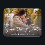 日付シックな白い手書きカップルの写真を保存する マグネット<br><div class="desc">写真： freepik.com save date chic white handwriting coule photo Magnet</div>