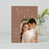 日付スクリプトスタイリッシュのArchフレームの写真の保存 箔招待状 (立ち正面)