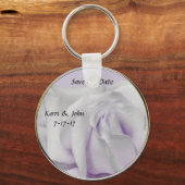 日付バイオレット渦巻形の結婚式の引き出物の保淡い色の存 キーホルダー (正面)