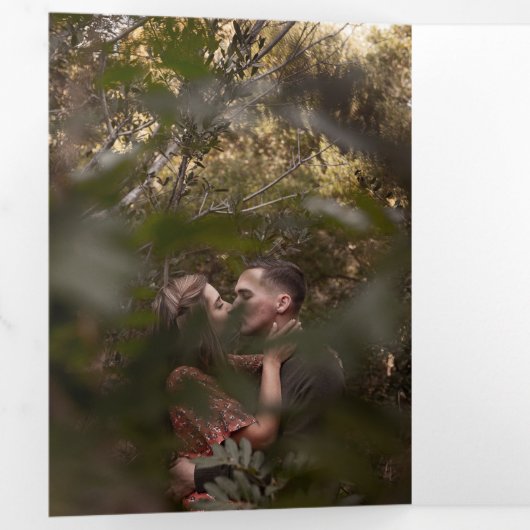 日付モダンの写真カードをシックに保存 三つ折り招待状 (内部最初)