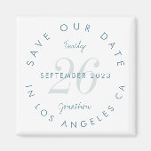 日付モダンの色付きの青い文字名の保存 マグネット (正面)