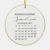 日付結婚したと写真が背面にある初めてのクリスマス セラミックオーナメント (正面)