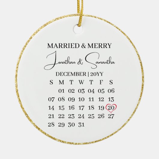 日付結婚したと写真が背面にある初めてのクリスマス セラミックオーナメント (正面)