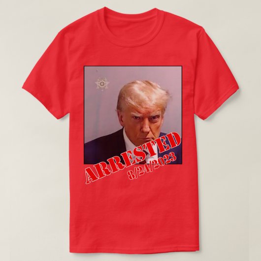 日付8223のMUGSHOT Tシャツ (デザイン正面)