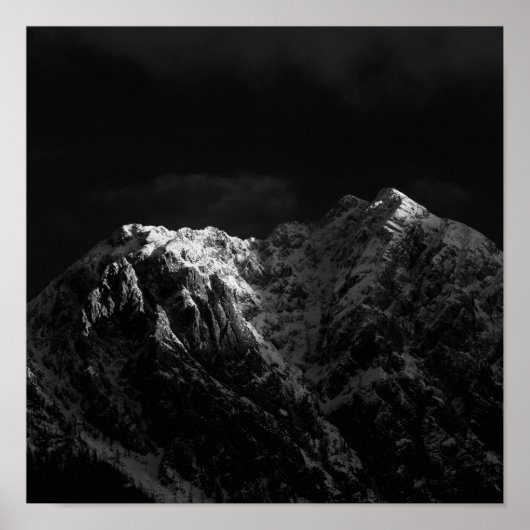 日光が山を照らす ポスター (正面)