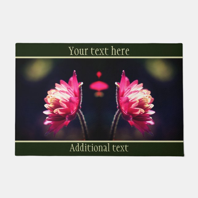 日光が近い赤い花パーソナライズされた ドアマット (正面)