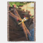 日光が金色の翼を持つトンボ スローブランケット (正面縦)
