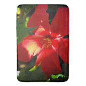 日光に赤いハイビスカスの花 バスマット (正面縦)