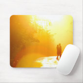 日光のキスをするなカップル マウスパッド (マウス)