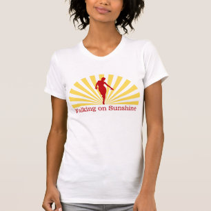 日光のグランジな歩く Tシャツ
