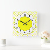 日光の黄色く黒いトリムの花模様 スクエア壁時計 (ホーム)