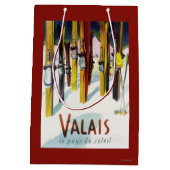 日光-雪に立つスキーの土地 ミディアムペーパーバッグ (裏面)