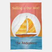 日図解入りの、写真付きの入り時に水上に帆船 キッチンタオル (縦)