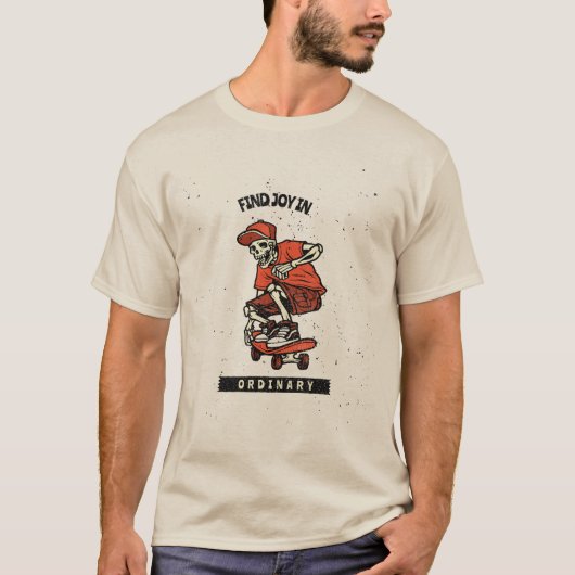 日常のタイポグラフィに喜びを見つけて Tシャツ (正面)