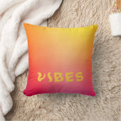 日当たりの良い'ビーズピンクオレンジと黄グラデーション色 クッション (ブランケット)