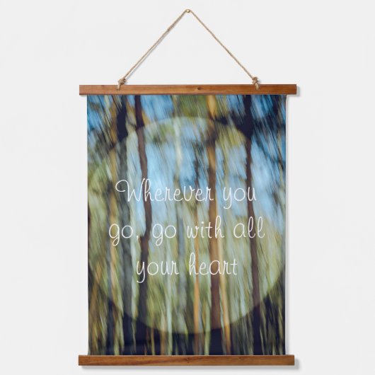 日当たりの良い松林 吊り下げ型タペストリー (正面)