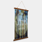 日当たりの良い松林 吊り下げ型タペストリー (傾斜あり)