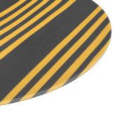 日当たりの良い黄色と炭5ストライプパターン カッティングボード (角)