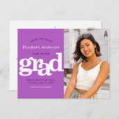 日救付紫の卒業写真のはっきりしたタイポグラフィ インビテーションポストカード (正面/裏面)