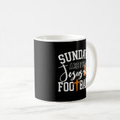 日曜日はイエスとサッカーのために コーヒーマグカップ (正面右)