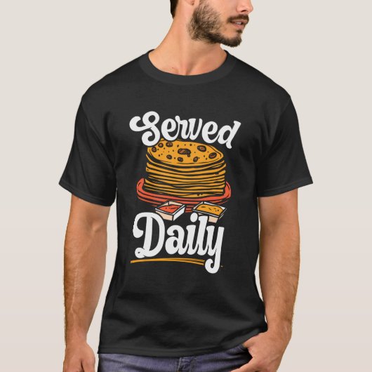 日替えパンケーキ食べ物パンケーキメーカー Tシャツ (正面)