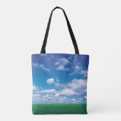 日最高の前！青空の緑の草 トートバッグ (裏面)