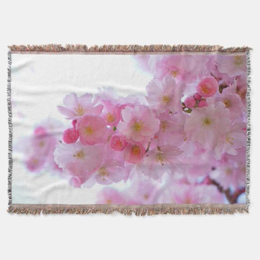 日本のさくらんぼの木の花 スローブランケット (正面)