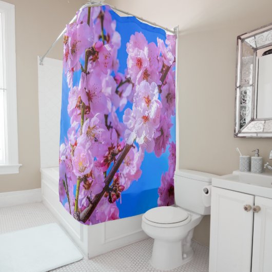 日本のさくらんぼの花13 シャワーカーテン (インサイチュ)