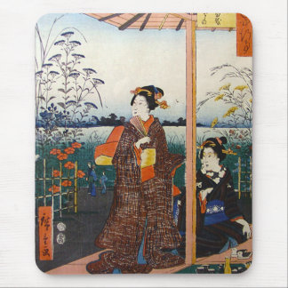 日本ので伝統的なWoodblock Ukiyo-E 2人の芸者 マウスパッド