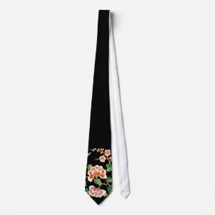 日本のな花の入れ墨の芸術のタイ ネクタイ