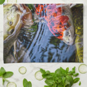 日本のコイ魚池 キッチンタオル (折り畳み)