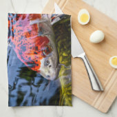 日本のコイ魚池 キッチンタオル (四つ折り)