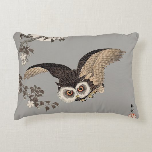 日本のフクロウの夜の木の切り飛んでいるの夜 アクセントクッション (正面)