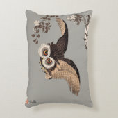 日本のフクロウの夜の木の切り飛んでいるの夜 アクセントクッション (正面(垂直))