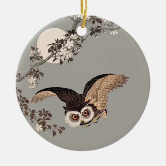 日本のフクロウの夜の木の切り飛んでいるの夜 セラミックオーナメント (正面)