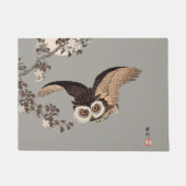 日本のフクロウの夜の木の切り飛んでいるの夜 ドアマット (正面)