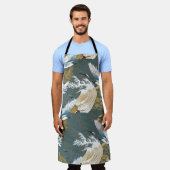 日本のヴィンテージ鶴の鳥模様 エプロン (着用した状態)