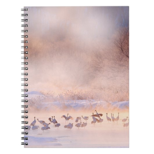 日本の冬自然。野生生物のシーン、雪の自然。 ノートブック (正面)