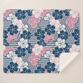 日本の桜の花の幾何学模様 シェルパブランケット (正面(横))