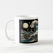 日本の浮世絵スタイルの大波と魚と星空 コーヒーマグカップ (左)
