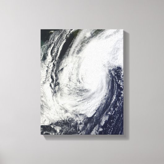 日本の琉球諸島上空の台風チャバ キャンバスプリント (正面)