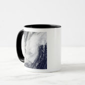 日本の琉球諸島上空の台風チャバ マグカップ (正面左)